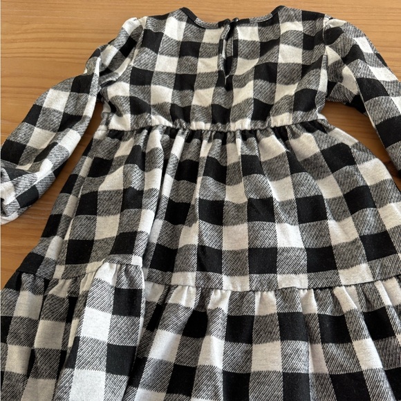 Old Navy black and white buffalo plaid size 5 - Picture 5 of 9